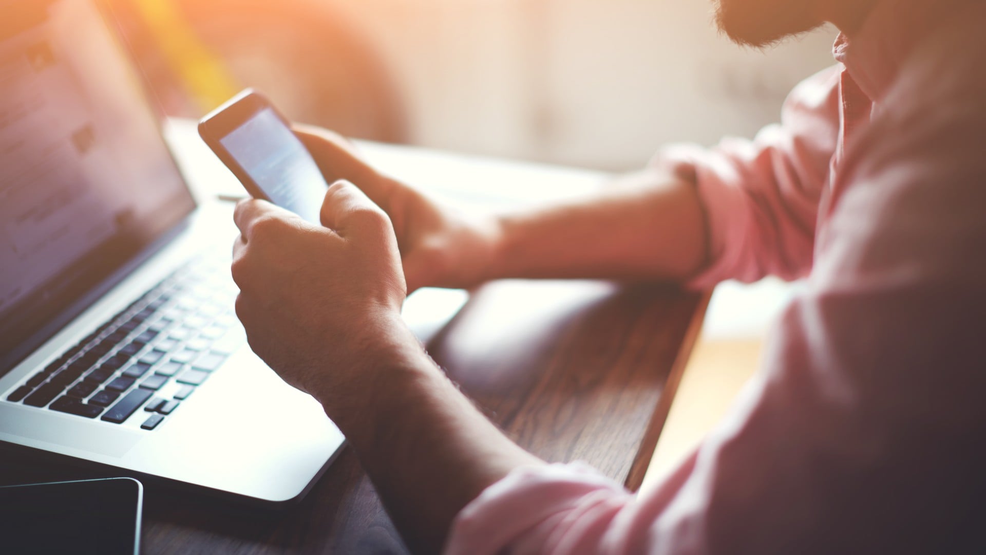 Man using smart phone